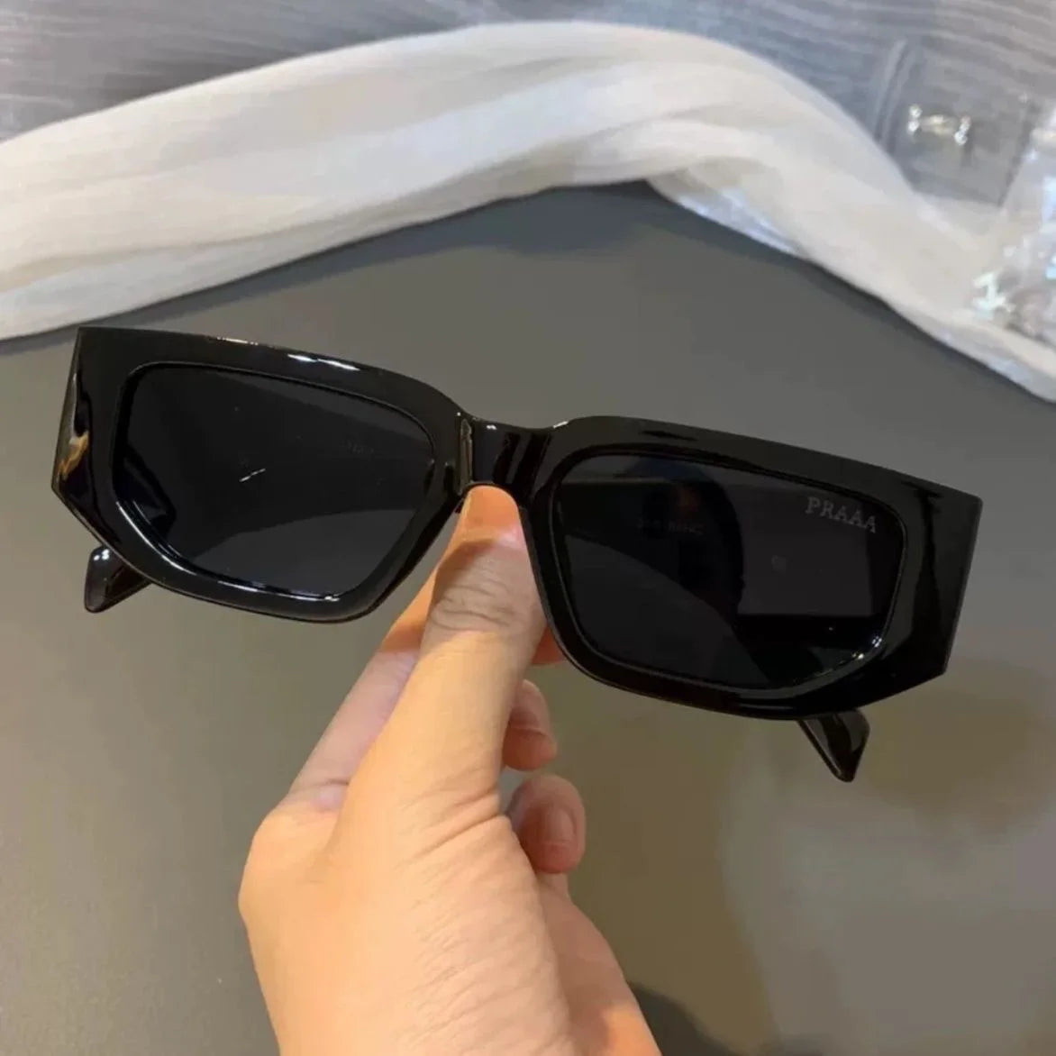 New 2026 European and American Style UV-resistant Men's and Women's Identical Retro Anti-glare Sunglasses, Trendy Sunglasses.